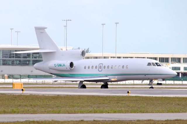 Dassault Falcon 900 (C-GMLH)