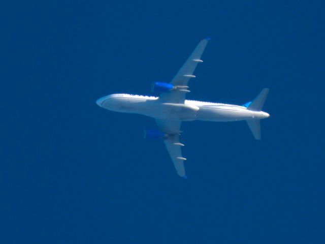 Airbus A320 (N409UA) - UAL766br /SJD-ORDbr /02/06/22