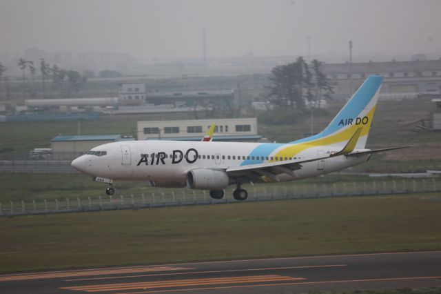 Boeing 737-700 (JA15AN)