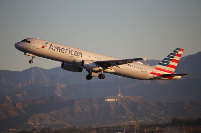 Airbus A321 (N509AY)