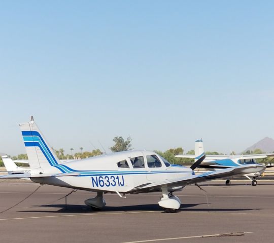 Piper Cherokee (N6331J)