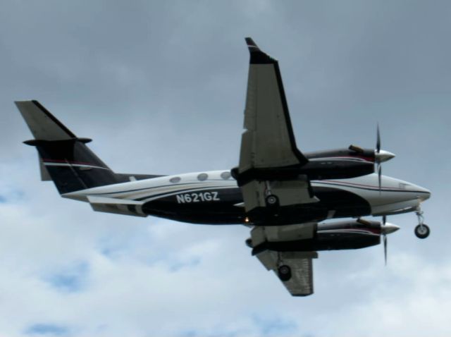 Beechcraft Super King Air 350 (N621GZ)