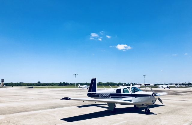 Mooney M-20 (N5866Q)