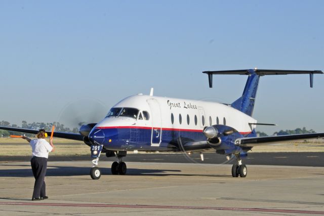 Beechcraft 1900 (N261GL) - GLA