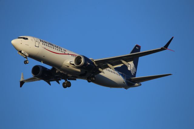 Boeing 737 MAX 8 (XA-MAT)