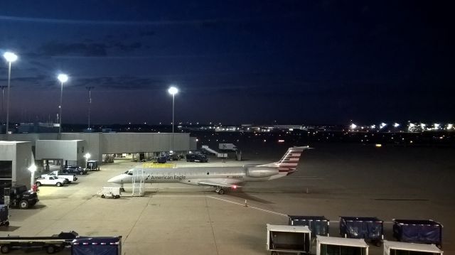 Embraer ERJ-145 (N832HK)