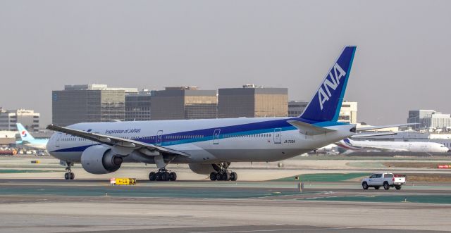 BOEING 777-300ER (JA733A) - Spotted at KLAX on 10-26-2020