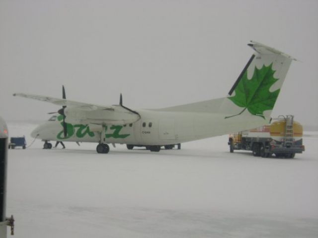 de Havilland Dash 8-100 (C-GANI)