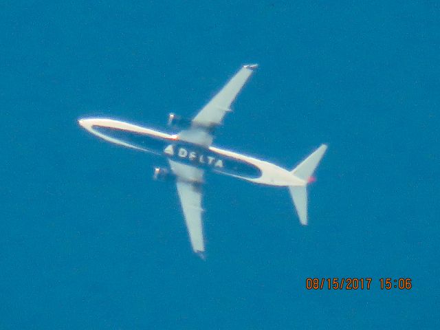 Boeing 737-900 (N844DN)