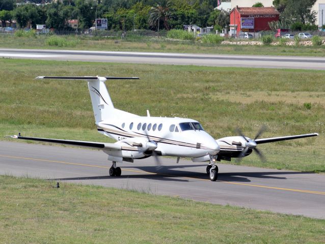 Beechcraft Super King Air 200 (F-HBRU)