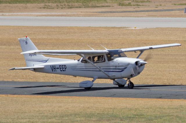 Cessna Skyhawk (VH-EEP) - Cessna 172S VH-EEP YPJT Jandakot 07/01/17