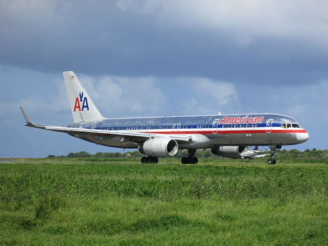 Boeing 757-200 (N621AM)