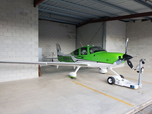 Cirrus SR-22 (N260AV)