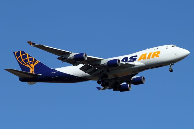 Boeing 747-400 (N487MC) - 09/12/2020:  Cargo flight from Liege (LGG), Belgium, on landing path to runway 12.