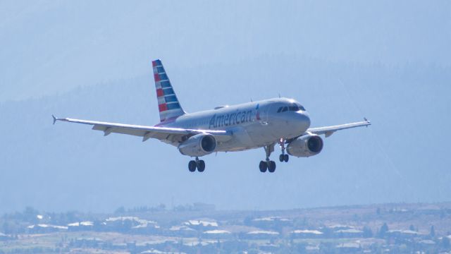 Airbus A319 (N827AW) - AAL2360 DFW-RNO