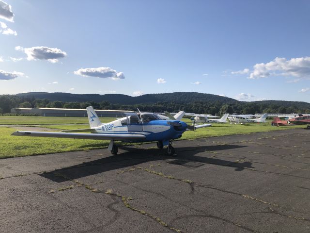 Piper PA-24 Comanche (N7221P)