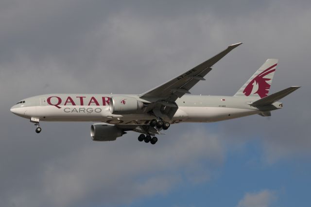 Boeing 777-200 (A7-BFE) - Second Qatar 777-200LRF to catch on the same day at ORD!. Shot this, and sister ship A7-BFC