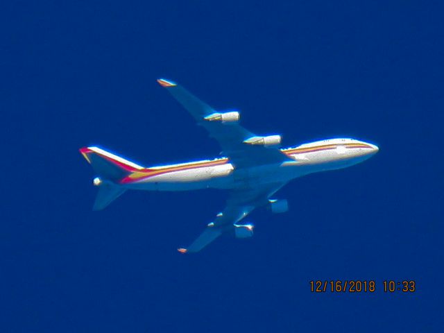 Boeing 747-400 (N700CK)