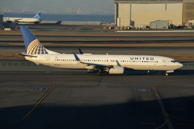 Boeing 737-900 (N67812)