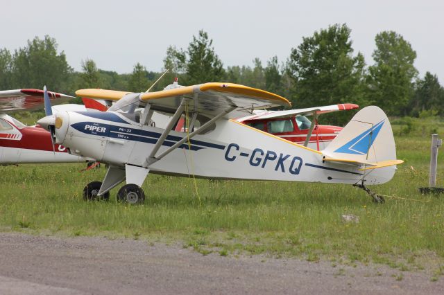 Saab 340 (C-GPKQ) - Aéroport de Joliette QC. CSG3 Piper PA-22 06-07-2015