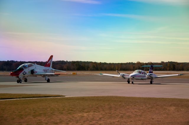 Piper PA-44 Seminole (N5823A)