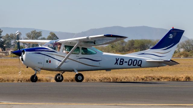 Cessna Skyhawk (XB-OOQ)