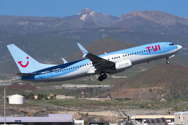 Boeing 737-800 (OO-SRO) - Tenerife Surbr /01/02/2021