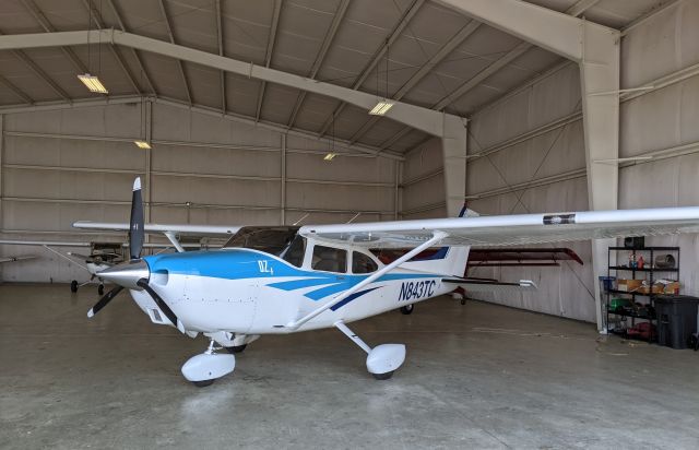 Cessna Skylane (N843TC) - OZ1 Flying Club 182 in its lovely new paint scheme