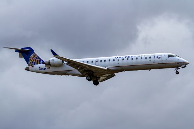 Canadair Regional Jet CRJ-700 (N788SK)