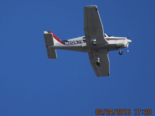 Piper Cherokee (N2087N)