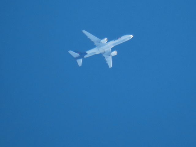 Boeing 757-200 (N795FD)