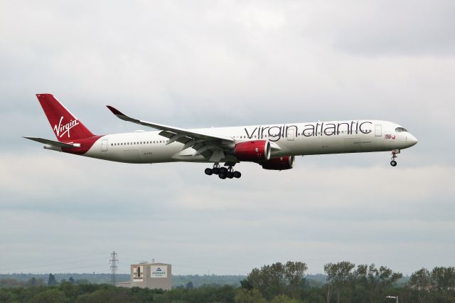 Airbus A350-1000 (G-VTEA)
