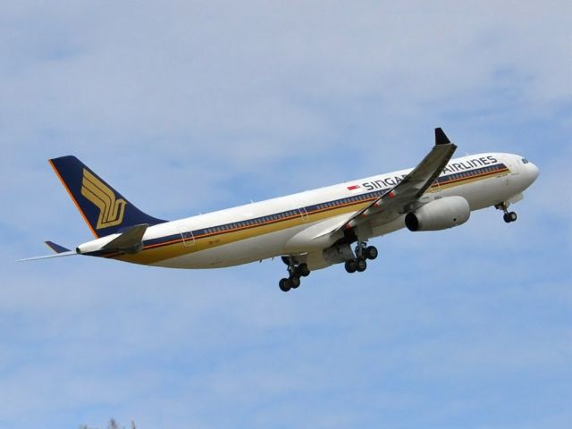 Airbus A330-300 (9V-STI) - Getting airborne off runway 23 and heading home to Singapore. Friday 5th October 2012.