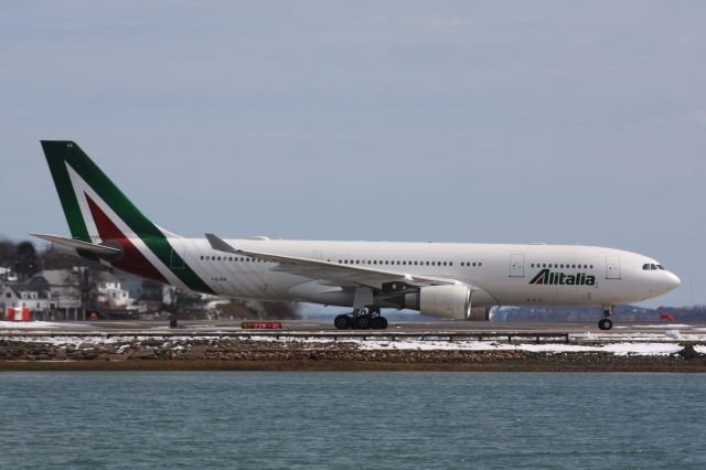 Airbus A330-200 (I-EJGA)