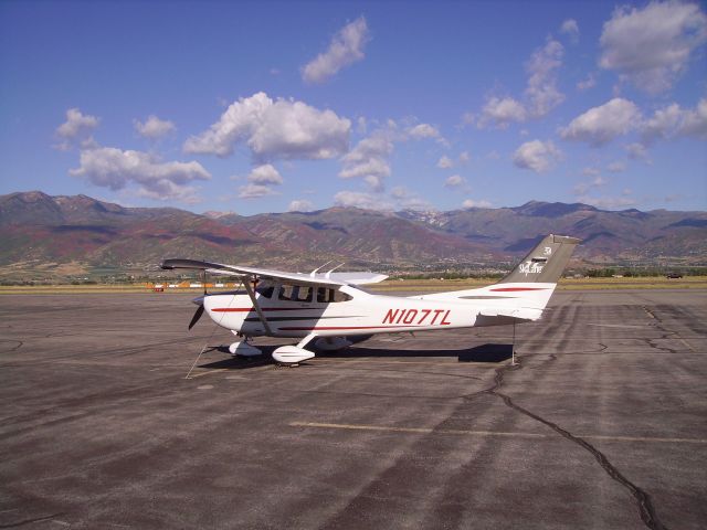 Cessna Skylane (N107TL)