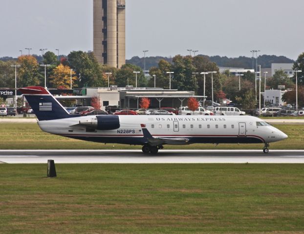 Canadair Regional Jet CRJ-200 (N228PS)