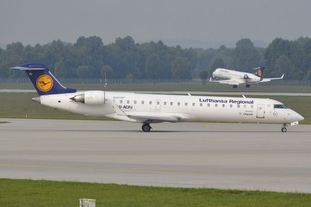 Canadair Regional Jet CRJ-700 (D-ACPJ)