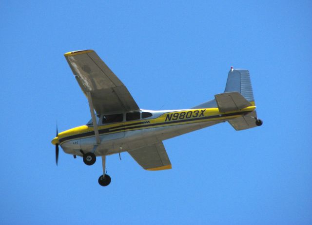 Cessna Skywagon (N9803X)