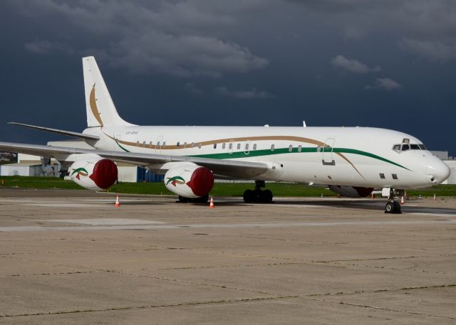 McDonnell Douglas DC-8-70 (VP-BHS)