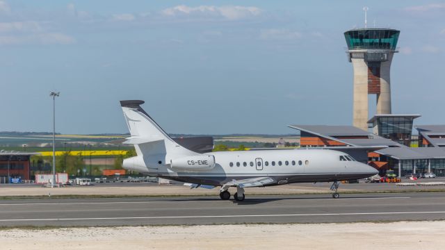 Dassault Falcon 900 (CS-EME)