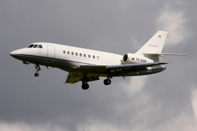 Dassault Falcon 2000 (TC-DGN)