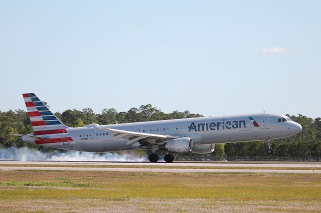 Airbus A321 (N184US) - AAL1094 CLT-RSW 12/9/24