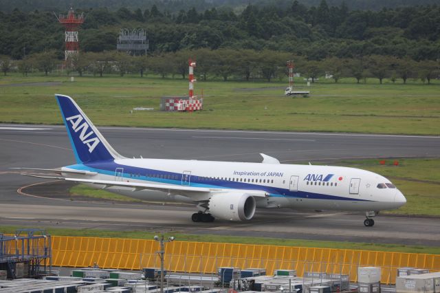 Boeing 787-8 (JA827A)