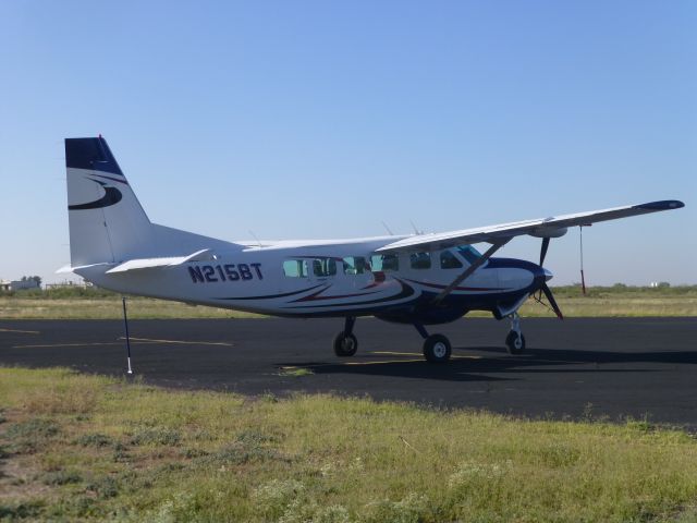 Cessna Caravan (N215BT)