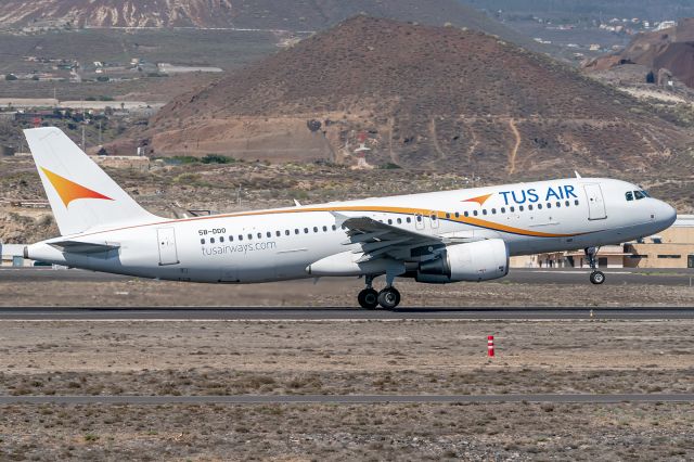 Airbus A320 (5B-DDO)