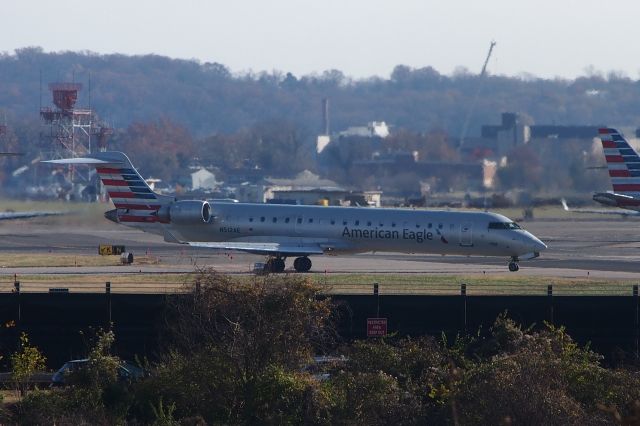 Canadair Regional Jet CRJ-200 (N512AE)