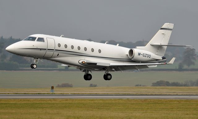 IAI Gulfstream G200 (M-GZOO)