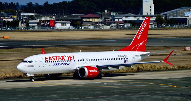 Boeing 737 MAX 8 (HL8340)