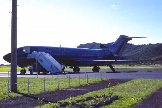 BOEING 727-200 (N8855E) - 1987 at St. Lucia Hewanorra International