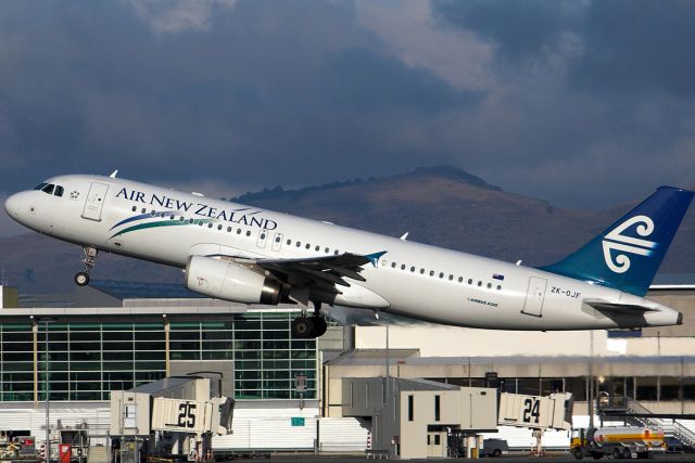 Airbus A320 (ZK-OJF) - FROM MY 2007 ARCHIVES